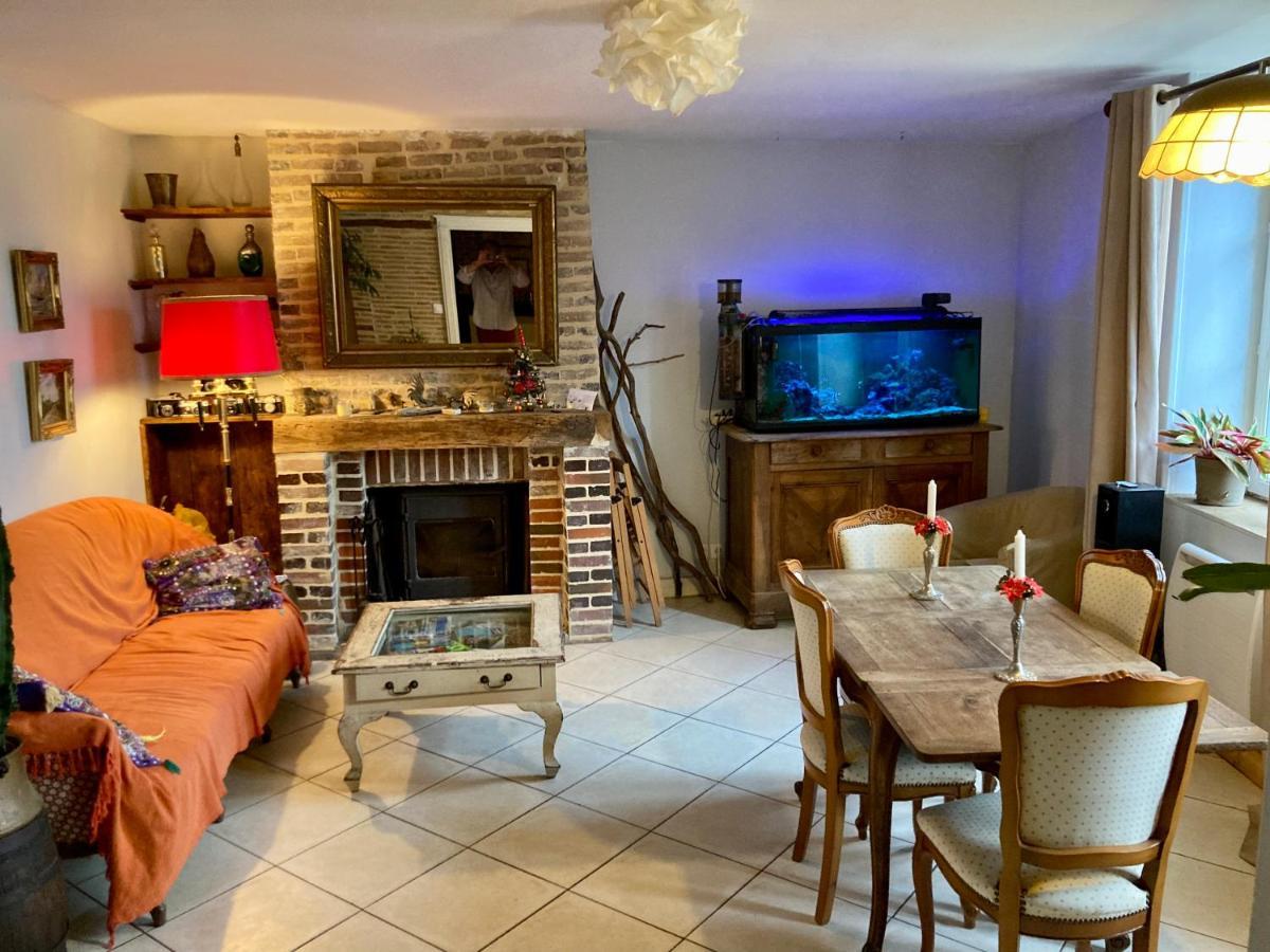 Vila L Annonce N Est Pas D Actualite Ne Pas Prendre De Reservation Saint-Fargeau  Exteriér fotografie