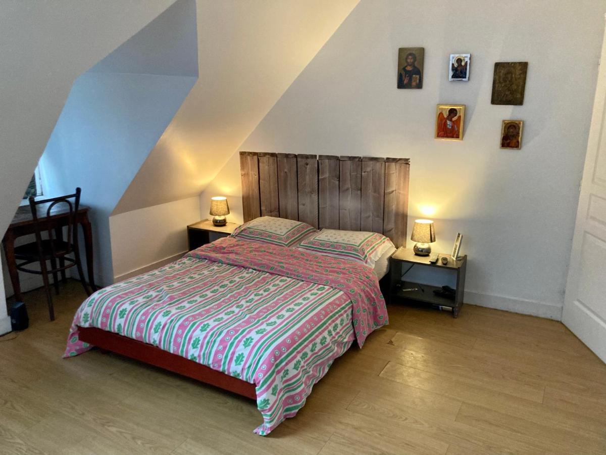 Vila L Annonce N Est Pas D Actualite Ne Pas Prendre De Reservation Saint-Fargeau  Exteriér fotografie